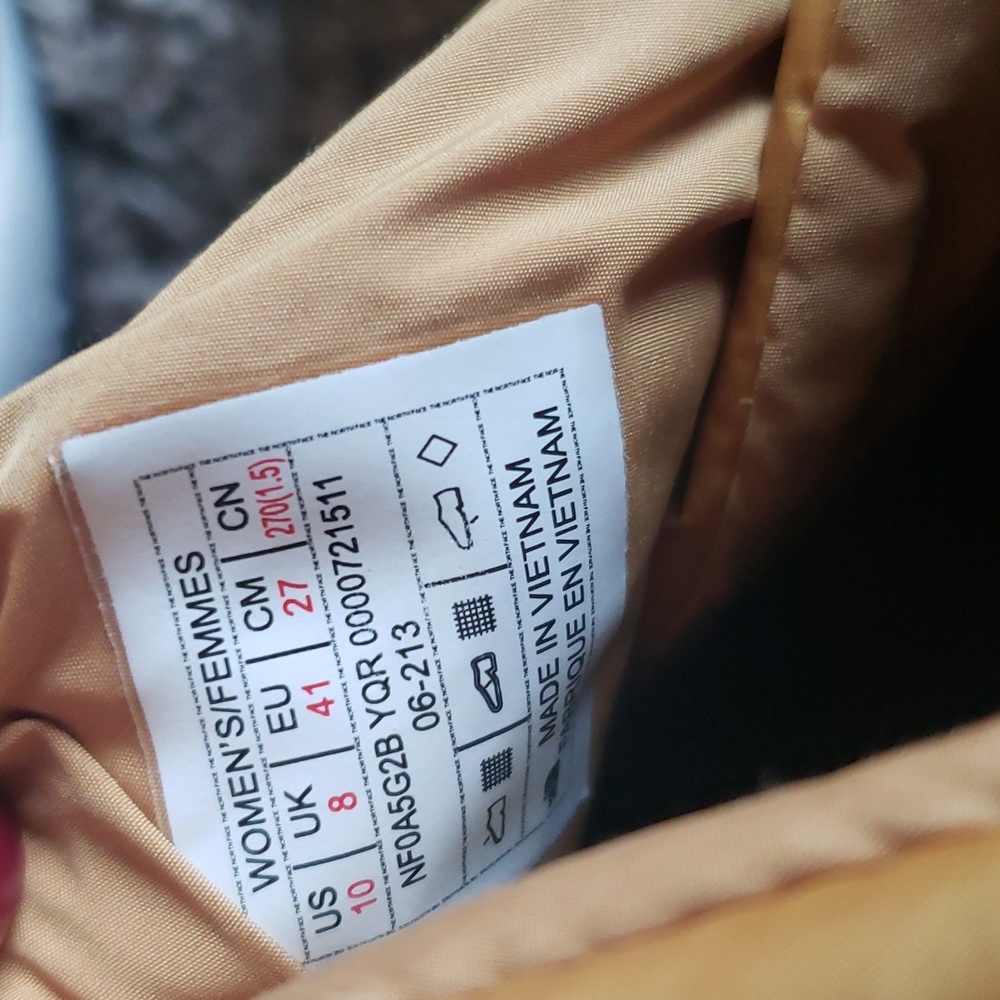 SOLD! The North Face Thermoball Women's Shoes - Picture 8 of 8